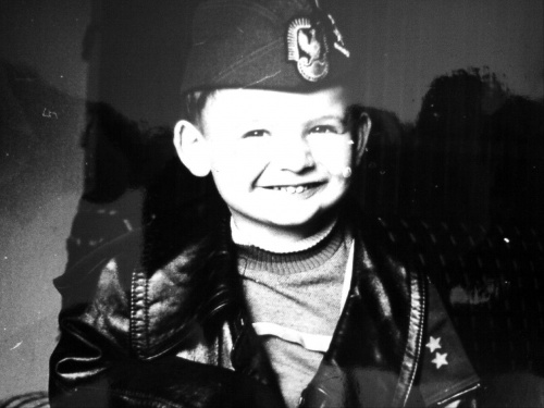 Tu się uśmiecham, ale nigdy nie lubiłem instytucji wojska... #Krzysior #Świdwin