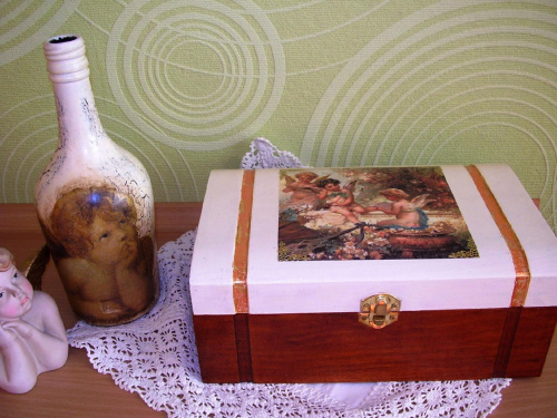 szkatułka z amorkami #dekupage #dekupaż #deqoupage #szkatułka #amorki #złocenia