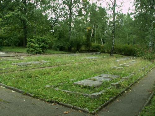 Wałbrzych. Cmentarz wojenny. Tak dzisiaj #Wałbrzych