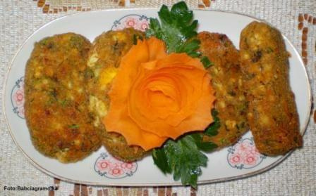Kotlety jajeczno-pieczarkowe.
Przepisy do zdjęć zawartych w albumie można odszukać na forum GarKulinar .
Tu jest link
http://garkulinar.jun.pl/index.php
Zapraszam. #kotlety #jajka #pieczarki #obiad #jedzenie #kulinaria #gotowanie