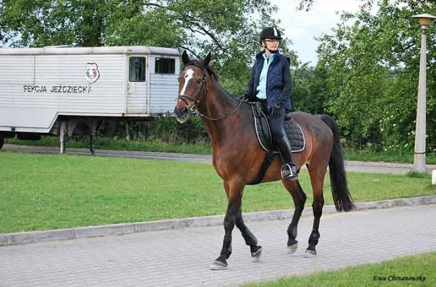 2009.06.04 Stodoły po treningu. Nongie