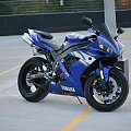 R1
