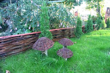 Wiklinowa zabudowa działki wykonana przez uczestników WTZ Nadzieja ze Stalowej Woli #działka #wiklina #wtz #nadzieja #StalowaWola