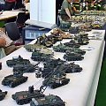 kolekcja broni pancernej produkcji byłych "demoludów"