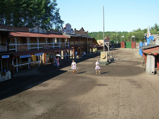 spokojni ludzie w spokojnym miasteczku:)))