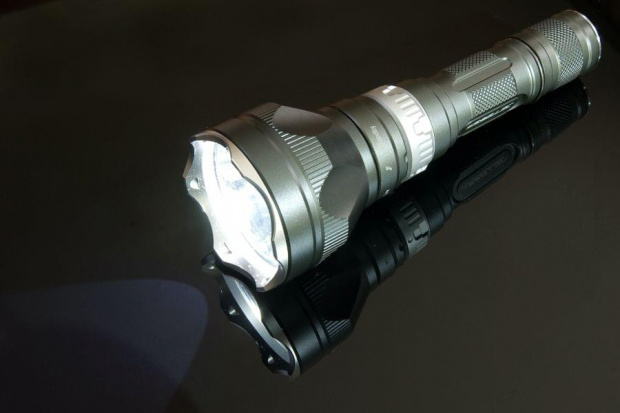 JETBeam Raptor RRT1 Cree R2