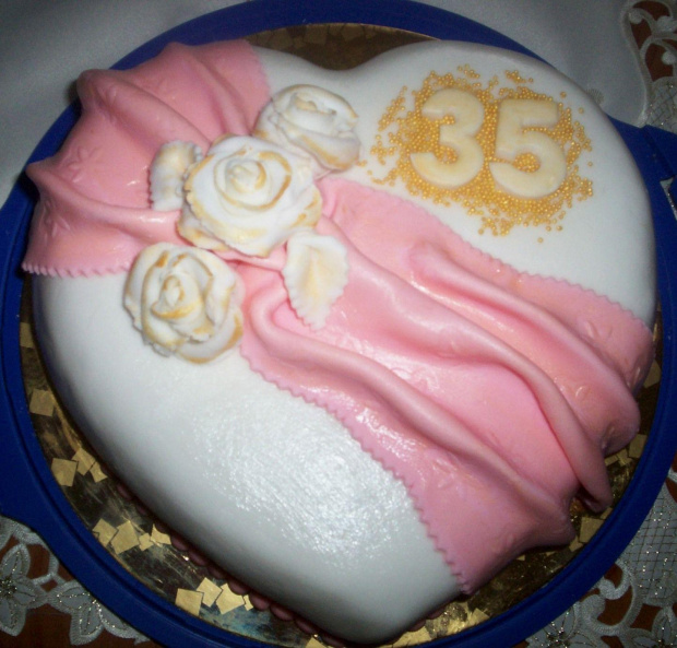 urodzinowy #tort #urodzinowy #DlaNiej #serce #HeartCake