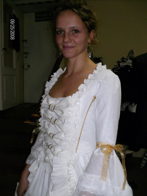 Wielkopolskie Towarzystwo Sztuki Krawieckiej- suknia barokowa wykonana przez zespół AFFABRE i studentów poznańskiej ASP