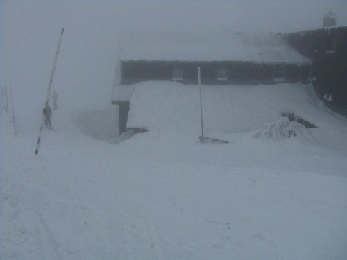 Vosecka bouda #Karkonosze #góry #zima #śnieg #Szrenica #schronisko