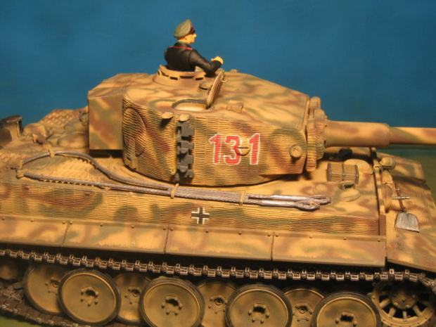 Tiger I middle ver. 1-24 scale