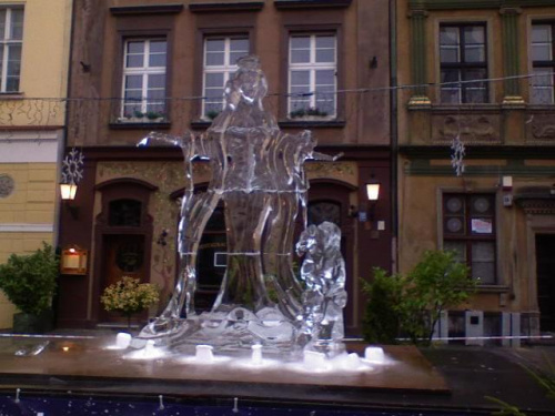 Międzynarodowa wystawa figur lodowych w Poznaniu
