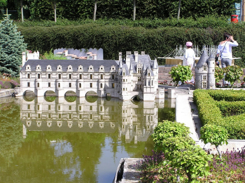 KINGSAJZ dla każdego :-)
Francja - zamek Chenonceau #Belgia #InnyWymiar #kingsajz #kociak #kot #MiniEuropa #zwiedzanie