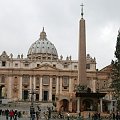 Bazylika św. Piotra w Watykanie, która jest drugim co do wielkości kościołem na świecie #bazylika #choinka #Rzym #Watykan #szopka #święta