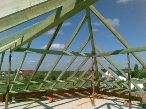 Czerwiec 2008 - Dach - więźba nad salonem