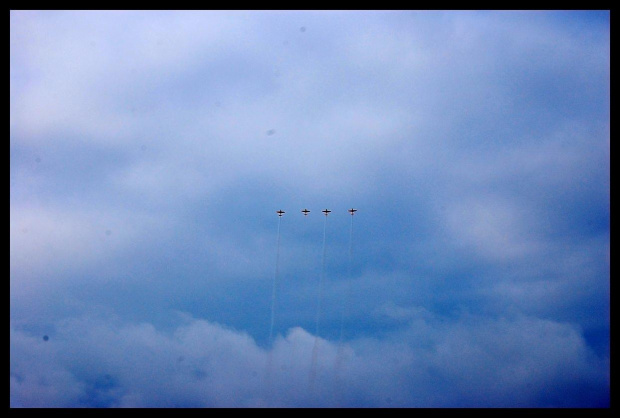 International Air Show Portrush 2007
08/09/2007 #airshow #samolot #akrobacje #Portrush