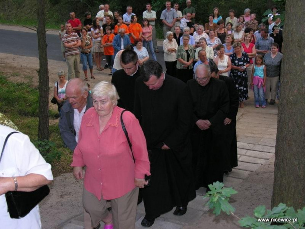 Foto Nicewicz - Dzięki staraniom Ks. Proboszcza Parafii Najświętszego Serca Jezusowego w Koźle została zbudowana kapliczka z figurką Świętego Brunon z Kwerfurtu na Śmierciowej Górze przy drodze Kozioł  Wincenta. #Swięty #Brunon