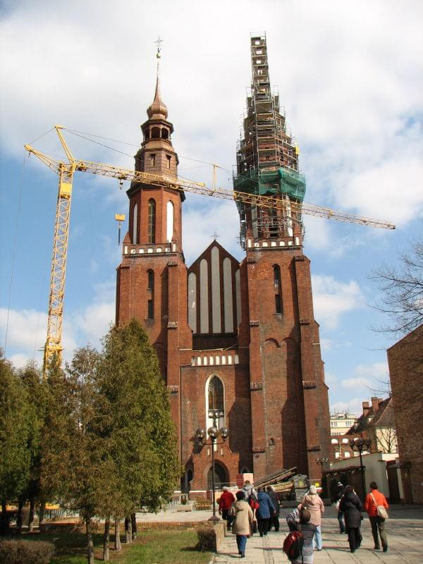 Katedra pw Podwyższenia Krzyża Świętego w Opolu